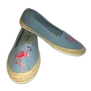 SALE! CLOSET CLEAN OUT!Beach slip on pink flamingo shoes size 9.5